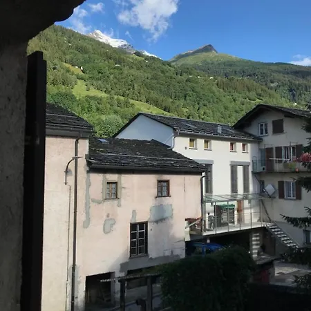 Centrally Located Cozy Loft In Poschiavo Apartment Poschiavo