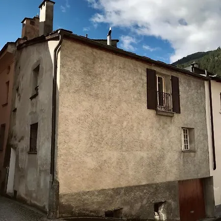Apartment Centrally Located Cozy Loft In Poschiavo Poschiavo